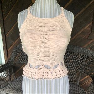 Light pink crochet top with padding